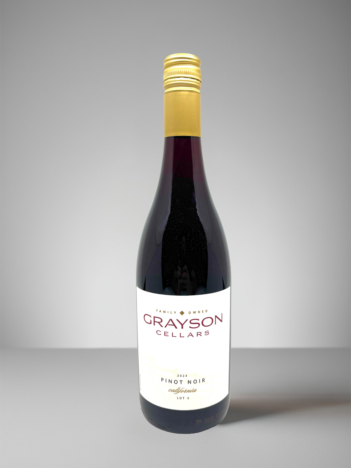 Bottle of Grayson Cellars Pinot Noir 2023, a California red wine with a deep ruby color, featuring notes of cherry, raspberry, and subtle spice.